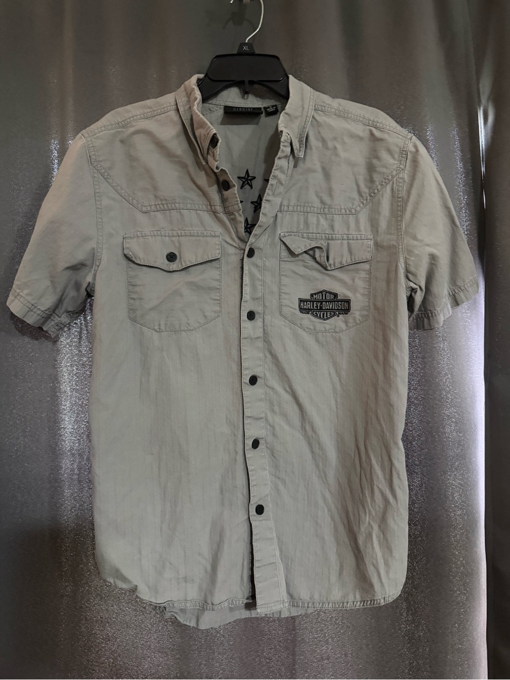 Harley-Davidson Short Sleeve Button-Down Shirt in Light Gray